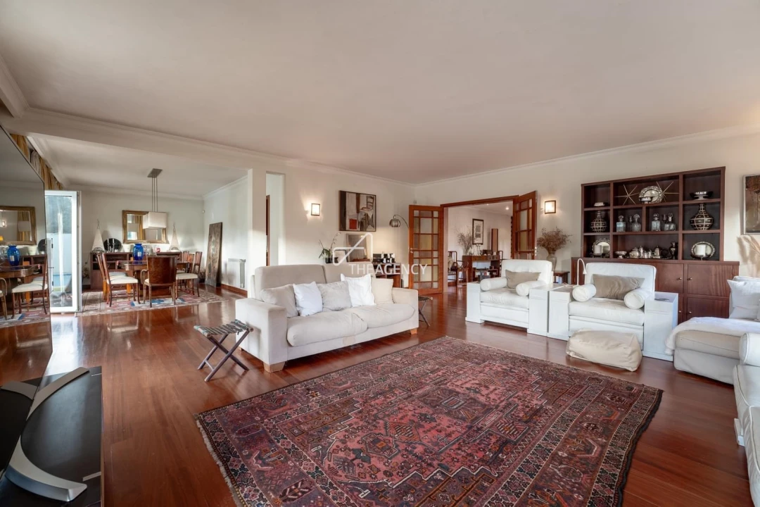 Moradia T6 para Venda em Cascais e Estoril Foto 3