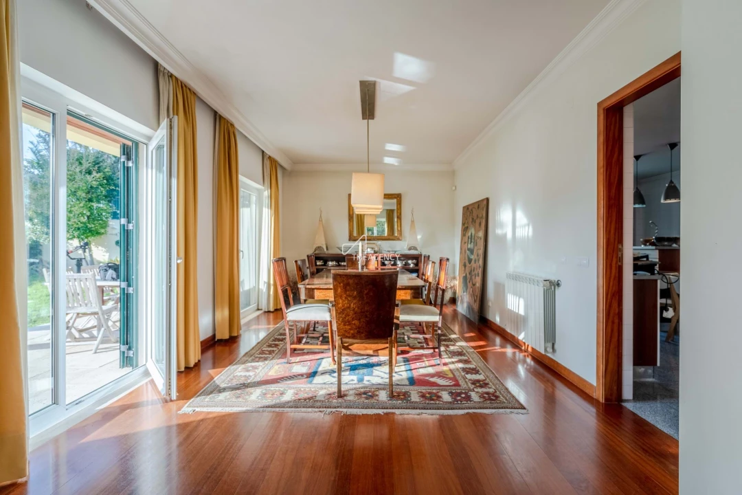 Moradia T6 para Venda em Cascais e Estoril Foto 17