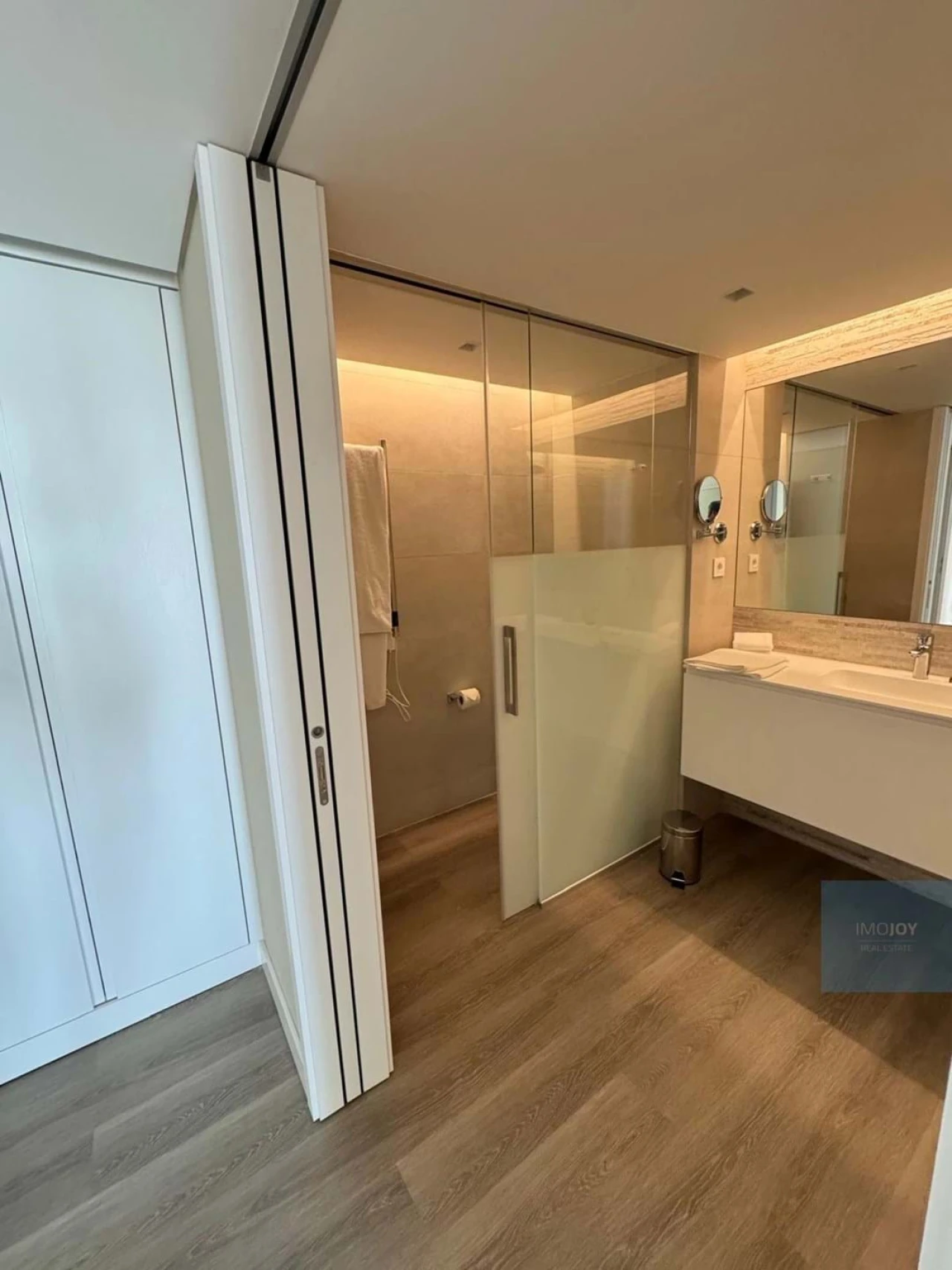 Apartamento T2 para Venda em Quarteira Foto 10