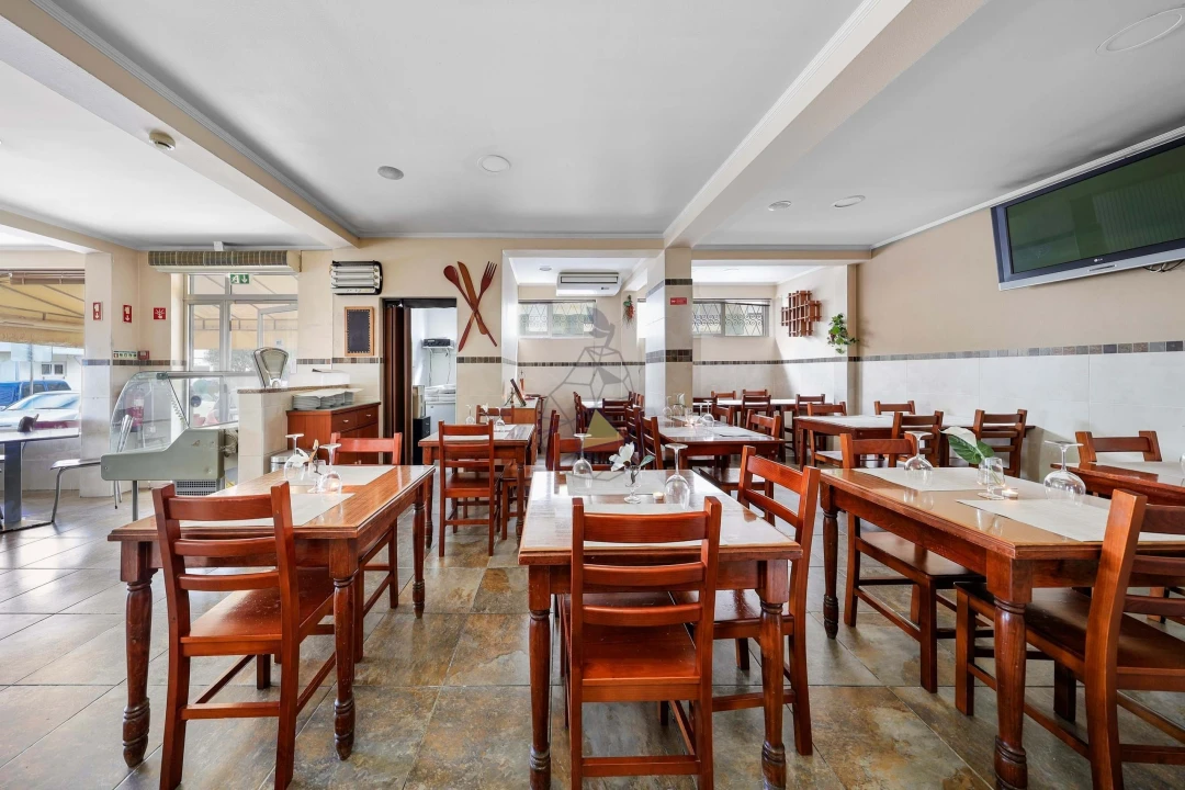 Negócio para Venda em Portimão Foto 1