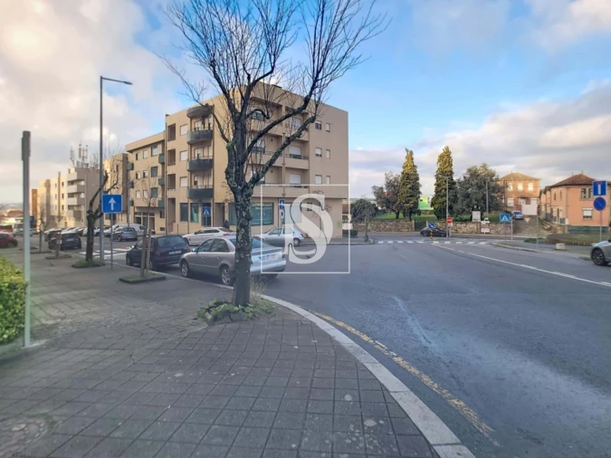 Apartamento T2 para Venda em Aguas Santas Foto 38