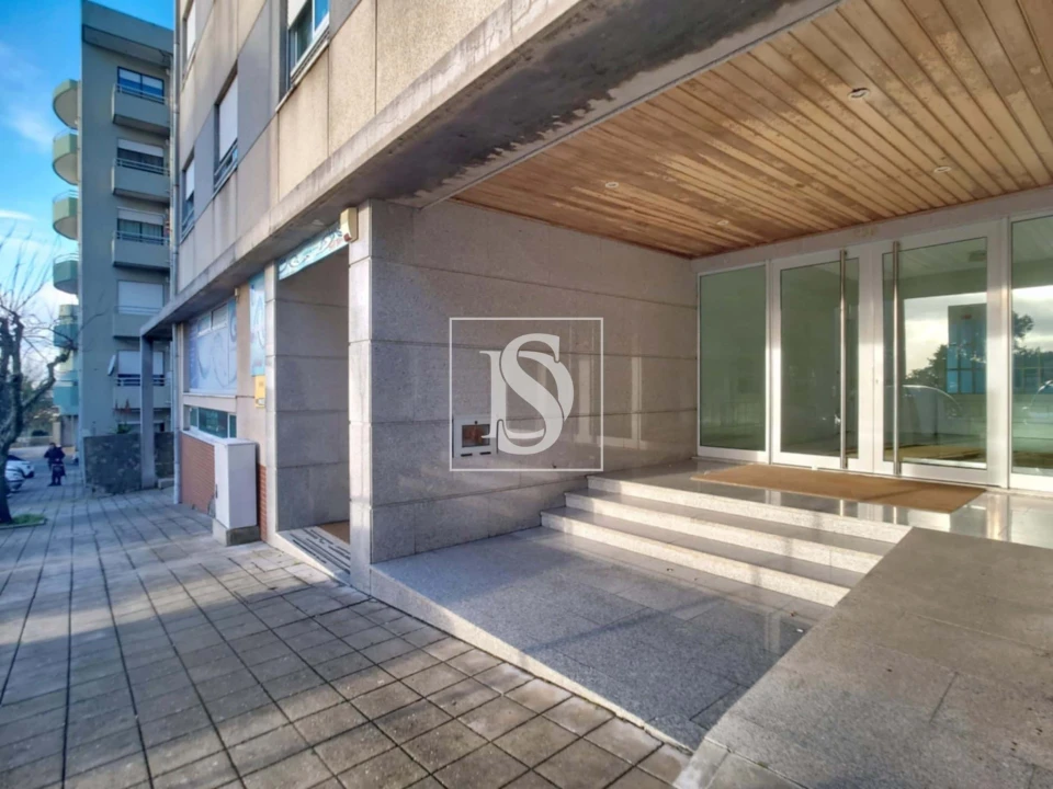 Apartamento T2 para Venda em Aguas Santas Foto 2