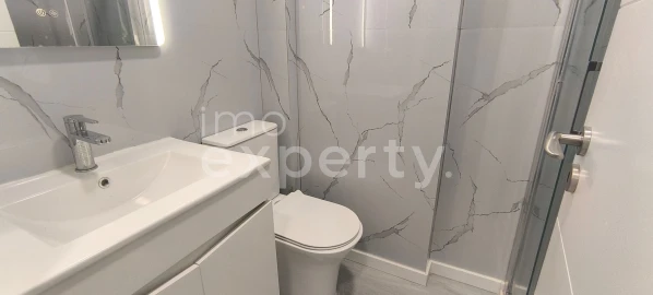 Apartamento T2 para Venda em Benfica