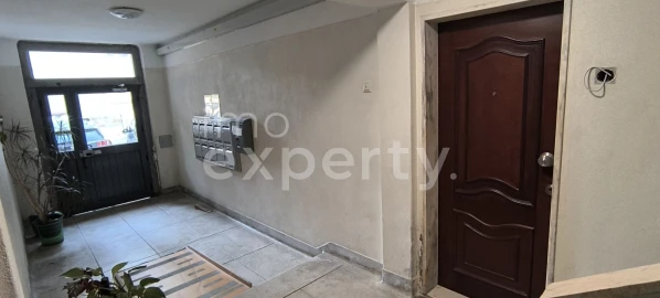 Apartamento T2 para Venda em Benfica