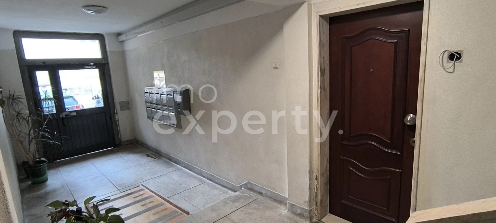Apartamento T2 para Venda em Benfica Foto 3