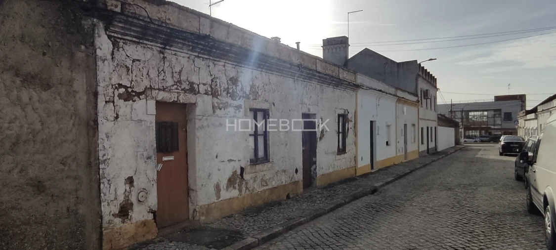 Moradia T1 para Venda em Vendas Novas Foto 4