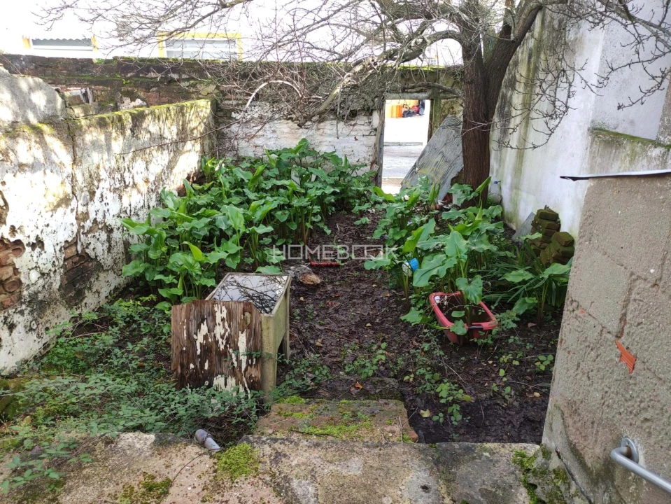 Moradia T1 para Venda em Vendas Novas Foto 13