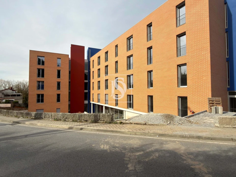 Apartamento T1 para Venda em Azurem Foto 13