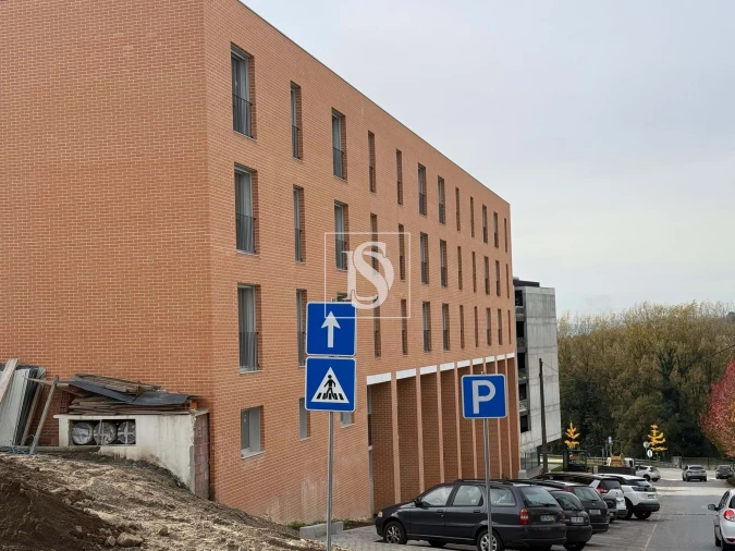 Apartamento T1 para Venda em Azurem Foto 28