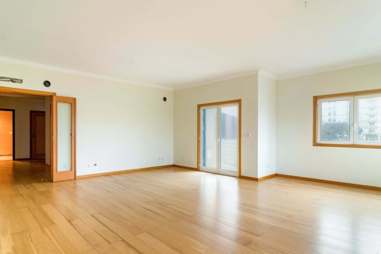 Apartamento T2 para Arrendamento em Oeiras e São Julião da Barra, Paço de Arcos e Caxias Foto 2