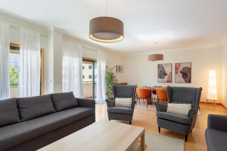 Apartamento T2 para Arrendamento em Oeiras e São Julião da Barra, Paço de Arcos e Caxias Foto 1