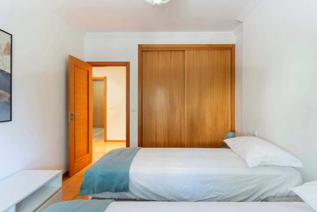 Apartamento T3 para Venda em Oeiras e São Julião da Barra, Paço de Arcos e Caxias Foto 7