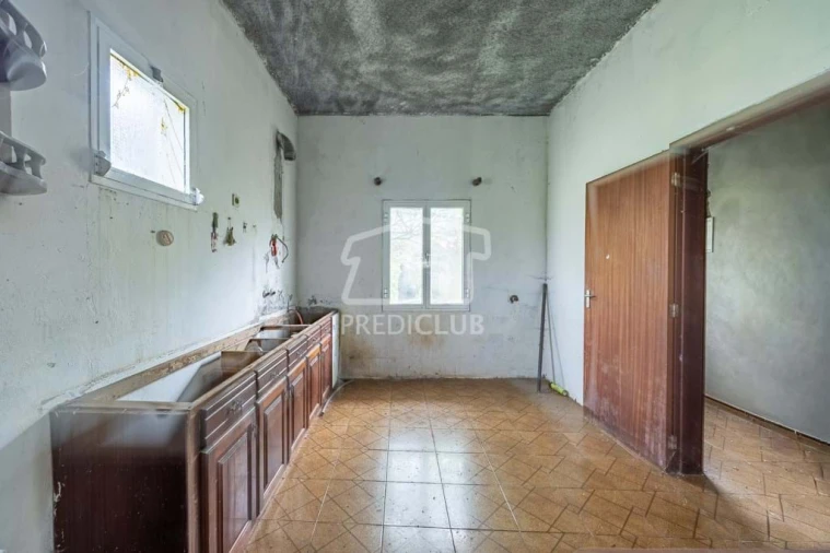 Moradia T3 para Venda em Santana Foto 4