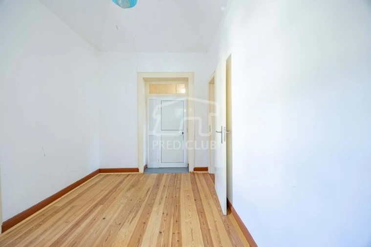 Moradia T4 para Venda em São Vicente Foto 18