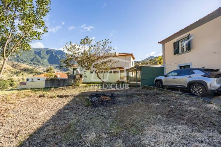 Moradia T4 para Venda em São Vicente Foto 25