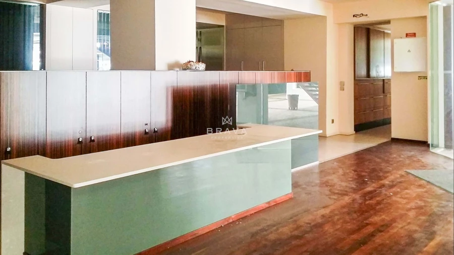 Negócio para Venda em Quarteira Foto 8