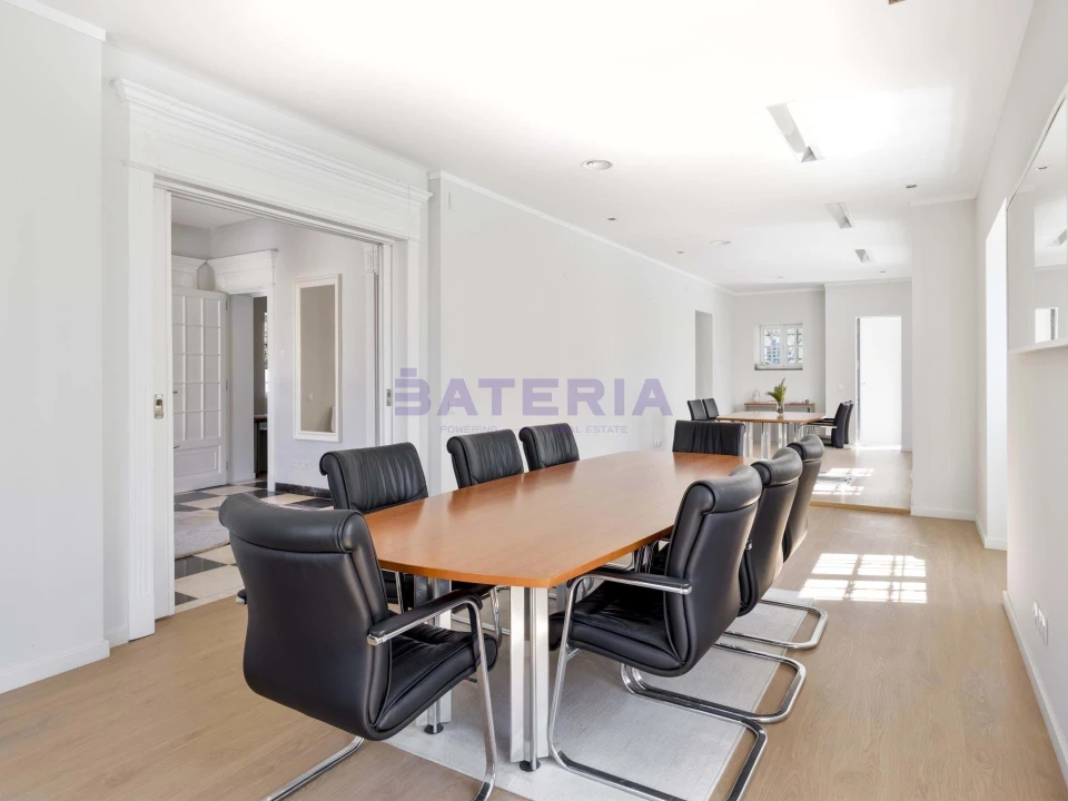 Escritório para Arrendamento em Alvalade Foto 3