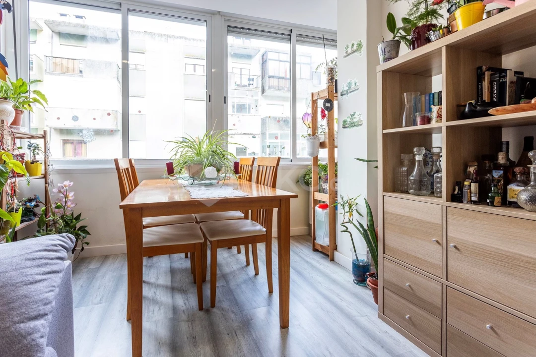 Apartamento T2 para Venda em Algueirão-Mem Martins Foto 4