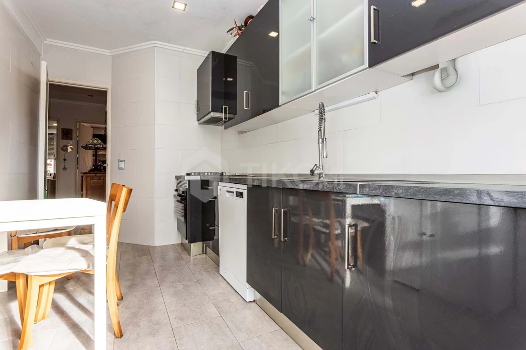 Apartamento T2 para Venda em Algueirão-Mem Martins Foto 5