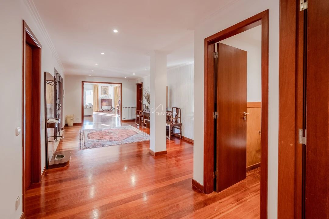 Moradia T6 para Venda em Cascais e Estoril Foto 37