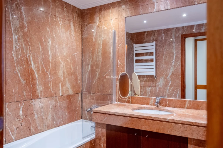 Moradia T6 para Venda em Cascais e Estoril Foto 35