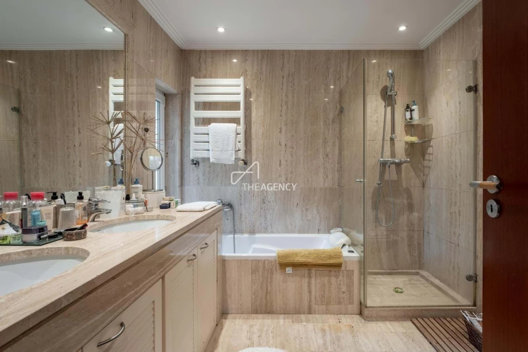 Moradia T6 para Venda em Cascais e Estoril Foto 15