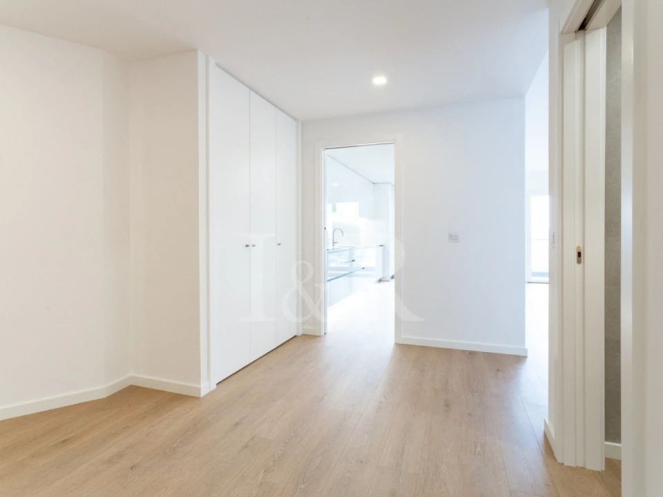 Apartamento T3 para Venda em Carnaxide e Queijas Foto 12