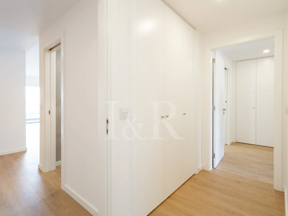 Apartamento T3 para Venda em Carnaxide e Queijas Foto 19