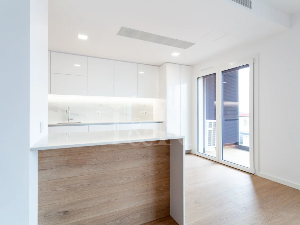 Apartamento T3 para Venda em Carnaxide e Queijas Foto 7