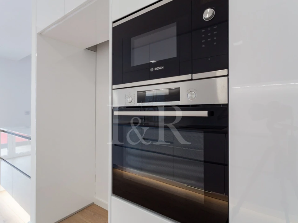 Apartamento T3 para Venda em Carnaxide e Queijas Foto 14