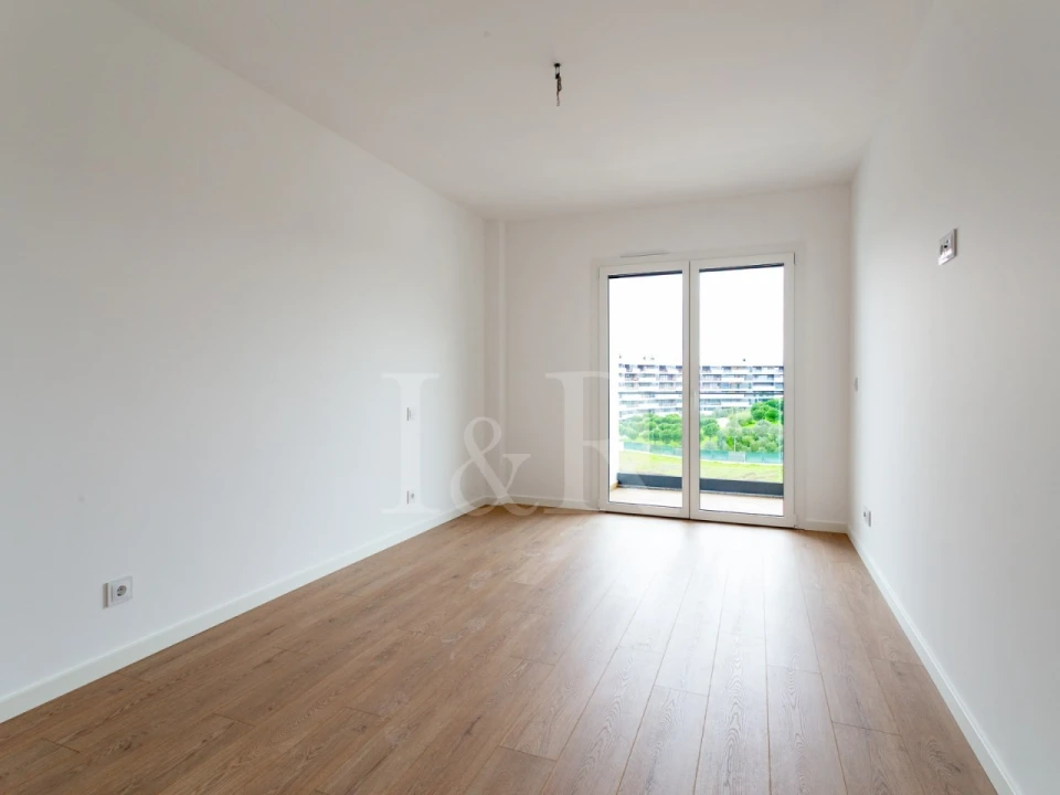 Apartamento T3 para Venda em Carnaxide e Queijas Foto 25