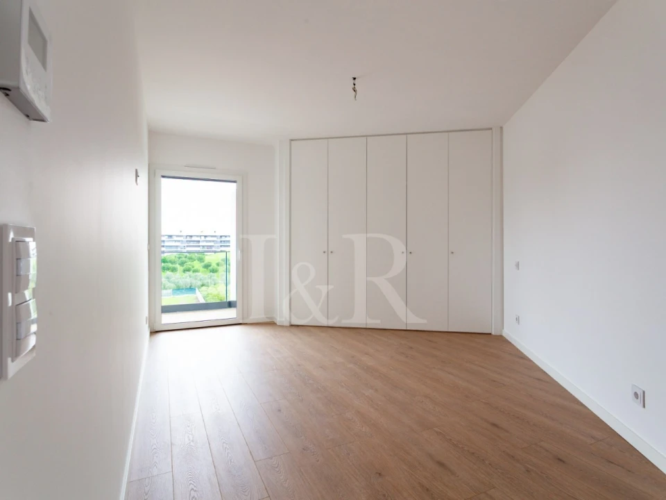 Apartamento T3 para Venda em Carnaxide e Queijas Foto 28