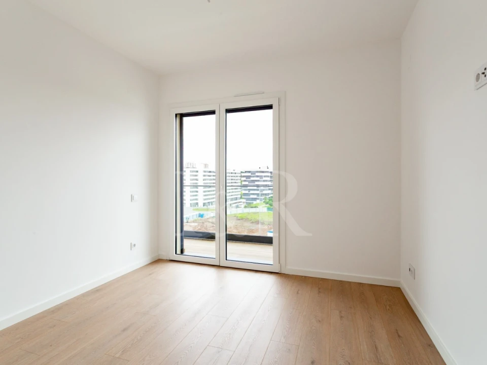 Apartamento T3 para Venda em Carnaxide e Queijas Foto 32