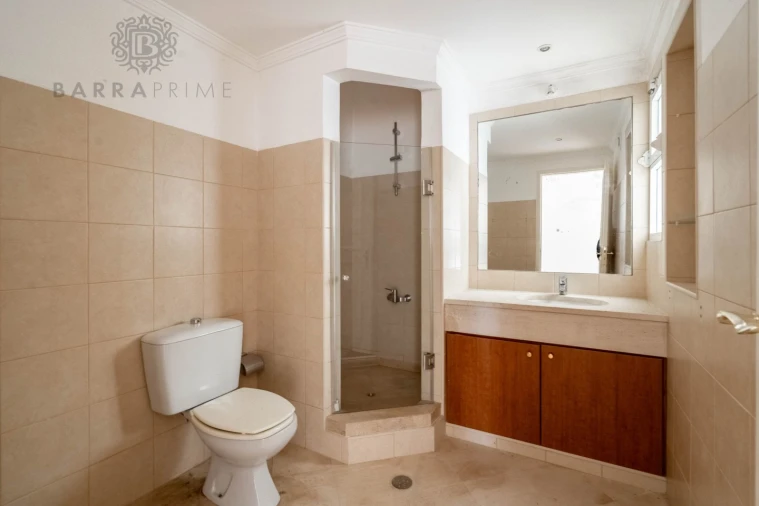 Apartamento T2 para Venda em Almancil Foto 11