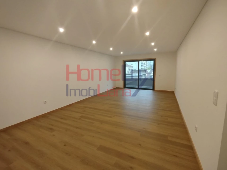 Apartamento T3 para Venda em Rio Tinto Foto 5