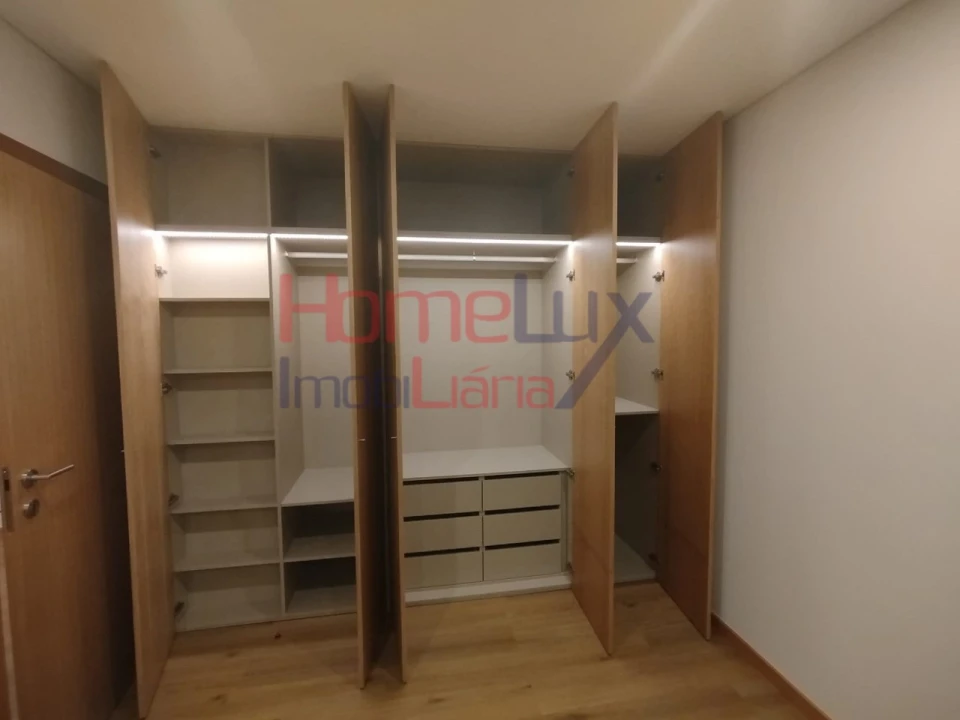 Apartamento T3 para Venda em Rio Tinto Foto 14