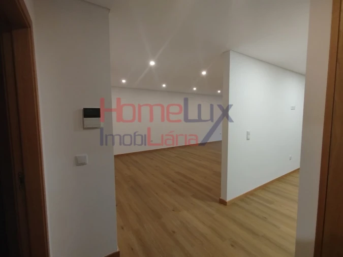 Apartamento T3 para Venda em Rio Tinto Foto 4