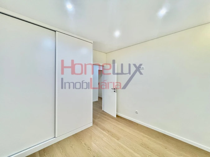 Moradia T3 para Venda em Aguas Santas Foto 9