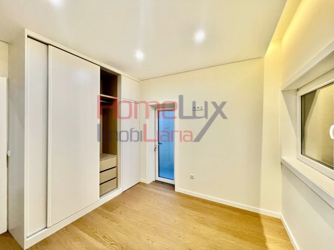 Moradia T3 para Venda em Aguas Santas Foto 10