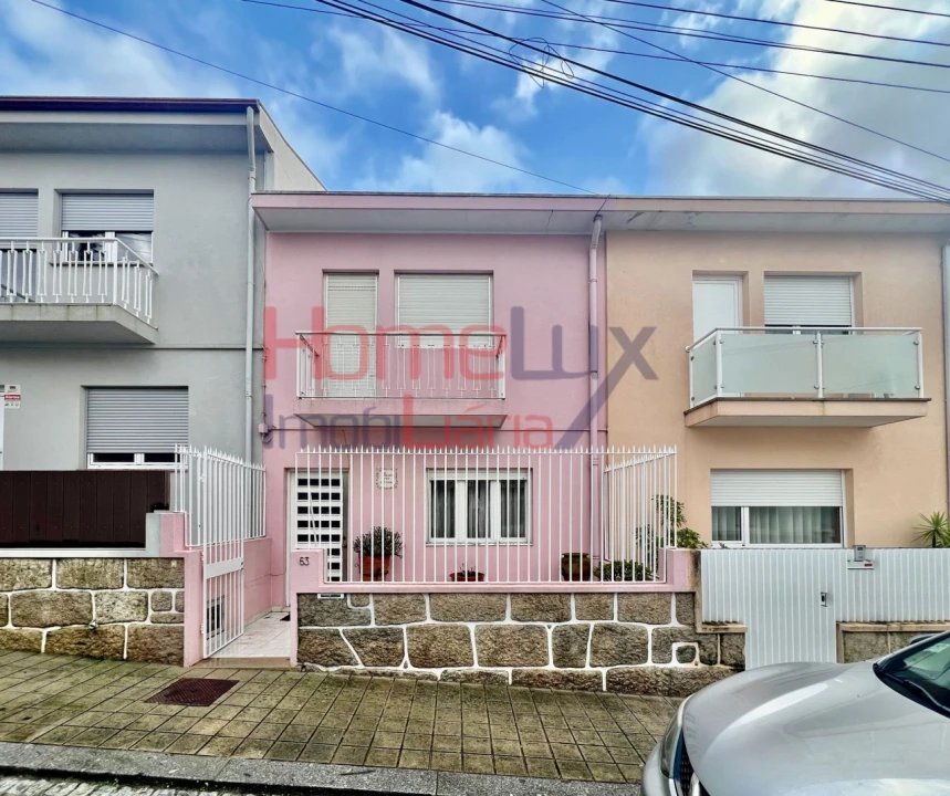 Moradia T3 para Venda em Rio Tinto Foto 1