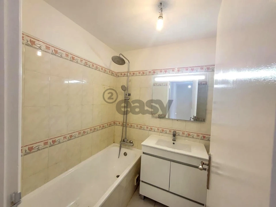 Apartamento T2 para Venda em Algueirão-Mem Martins Foto 16