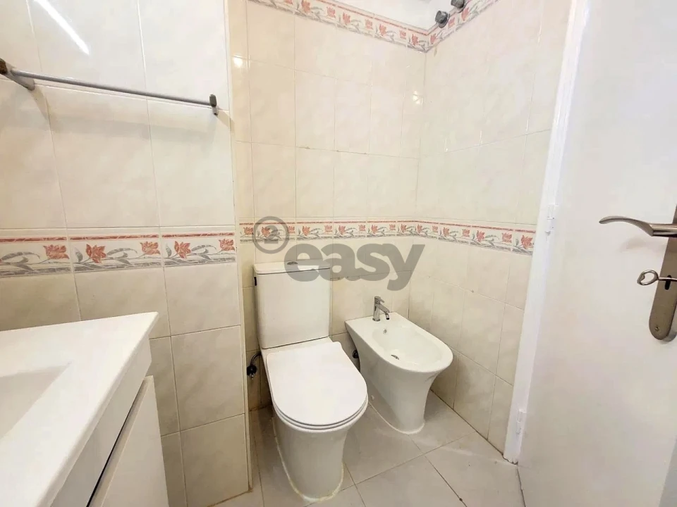 Apartamento T2 para Venda em Algueirão-Mem Martins Foto 15