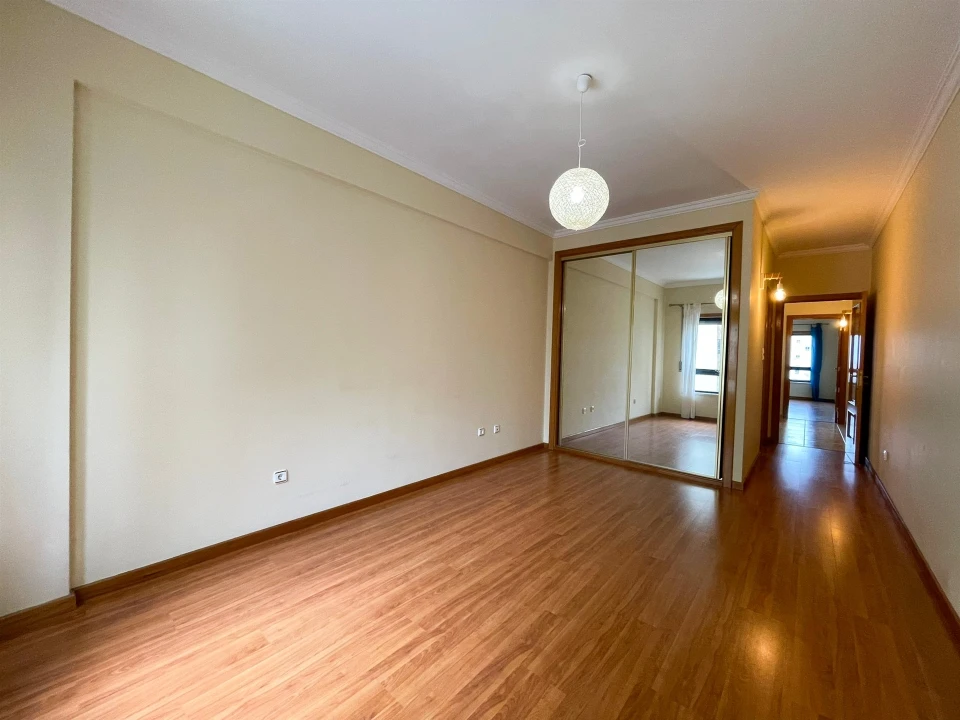 Apartamento T2 para Arrendamento em Póvoa de Santa Iria e Forte da Casa Foto 17