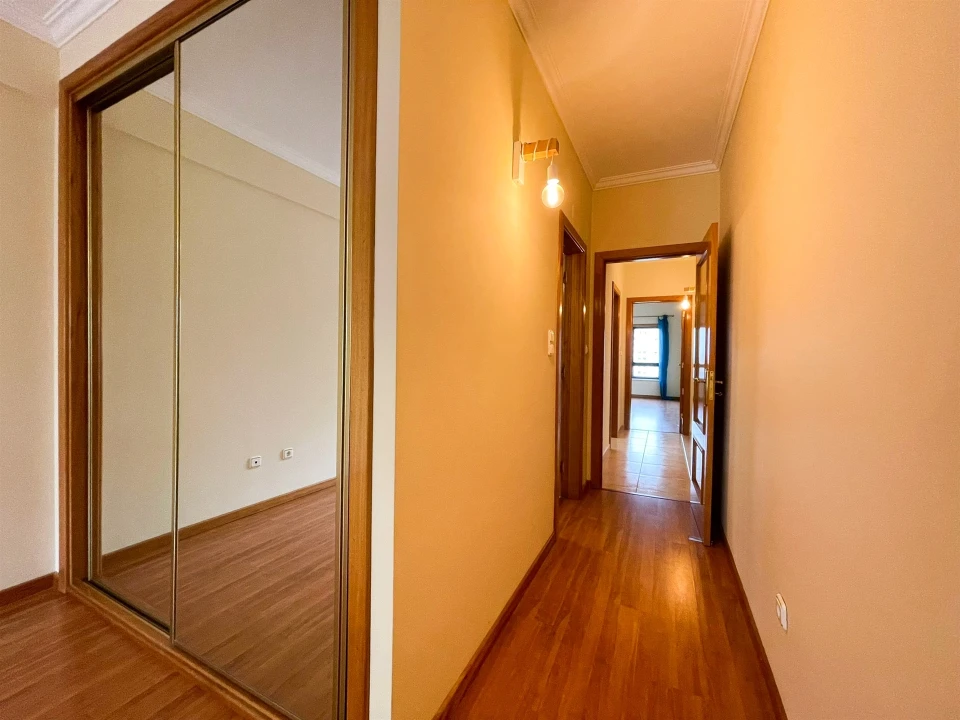 Apartamento T2 para Arrendamento em Póvoa de Santa Iria e Forte da Casa Foto 14