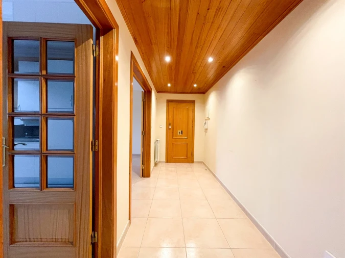 Apartamento T2 para Arrendamento em Póvoa de Santa Iria e Forte da Casa Foto 13