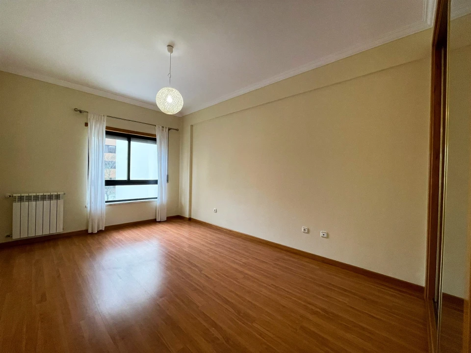 Apartamento T2 para Arrendamento em Póvoa de Santa Iria e Forte da Casa Foto 18