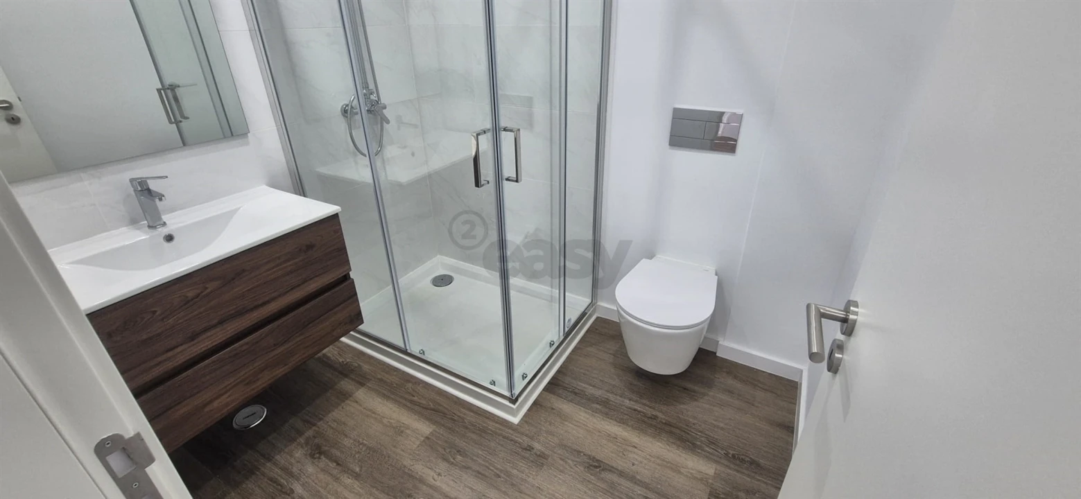 Apartamento T2 para Venda em Póvoa de Santo Adrião e Olival Basto Foto 20