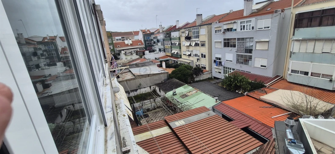 Apartamento T2 para Venda em Póvoa de Santo Adrião e Olival Basto Foto 22