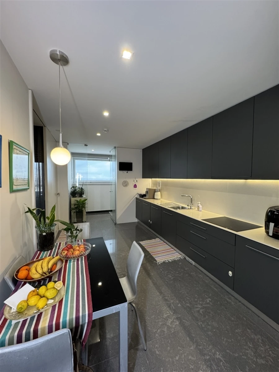 Apartamento T3 para Venda em Arcozelo Foto 5