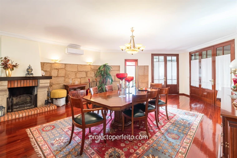 Moradia T4 para Venda em Anta e Guetim Foto 6